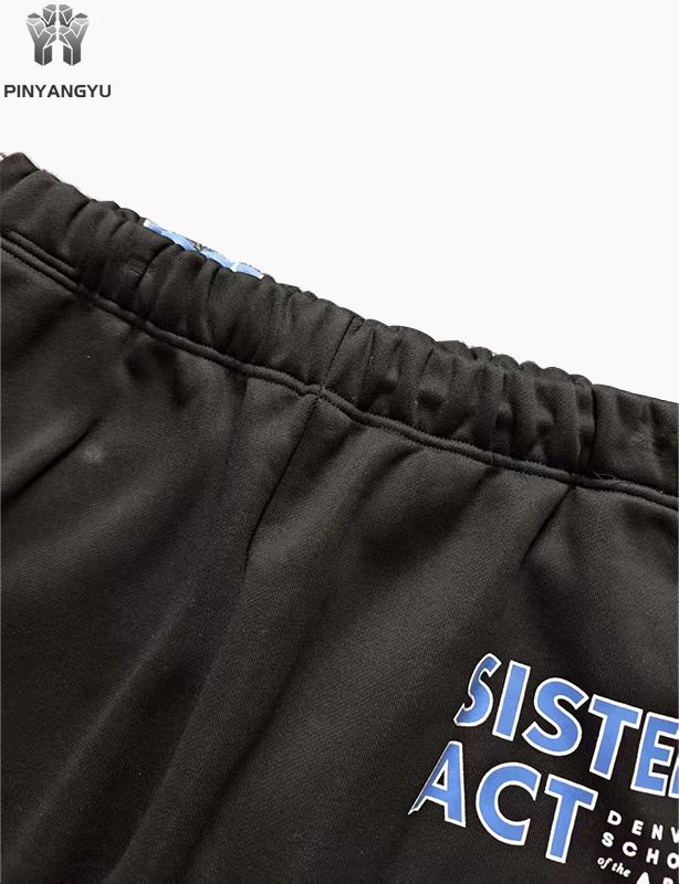 Groothandel in hoogwaardige katoenen joggingbroeken met aangepast logo en rechte pijpen voor heren