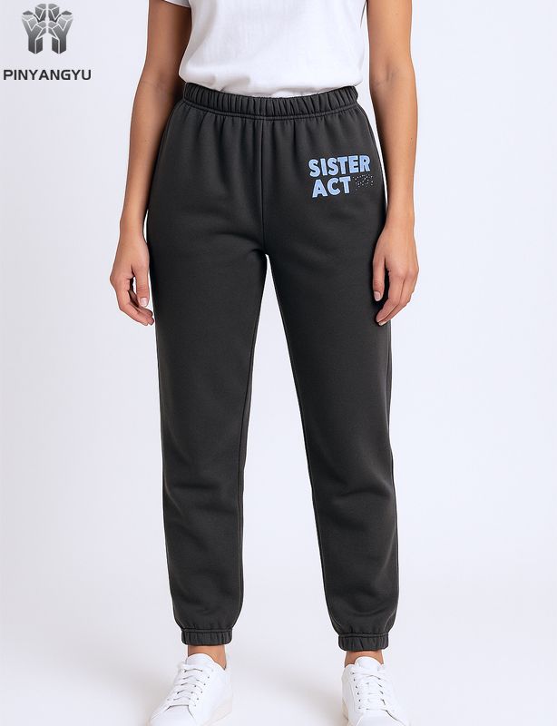 Groothandel in hoogwaardige katoenen joggingbroeken met aangepast logo en rechte pijpen voor heren