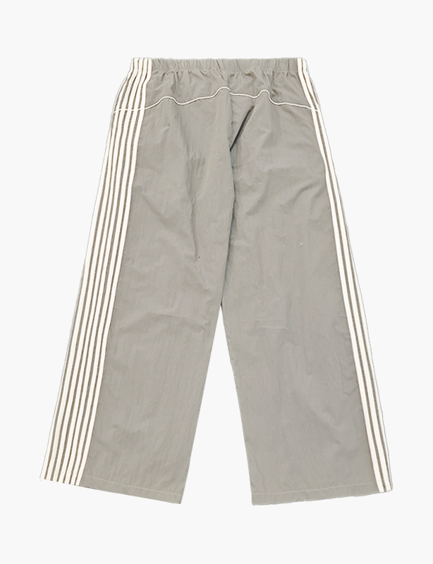 Aangepaste mode Jeugd Nylon Super Baggy Flare Reli&euml;f Heren Zwaargewicht Joggingbroek Oversized Print Brede Joggers Trekkoordbroek